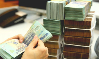 Gói hỗ trợ lãi suất 2% và nghịch lý “có tiền nhưng khó tiêu”
