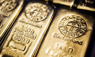 Giá vàng thế giới tăng mạnh, SPDR Gold Trust mua ròng thêm 2 tấn vàng