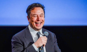 Cổ đông cá nhân lớn thứ 3 của Tesla đặt vấn đề Elon Musk từ chức CEO