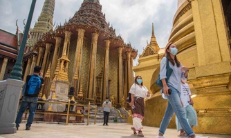 Thu phí du khách giúp hạn chế du lịch đại trà?