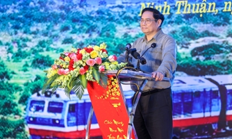 Thủ tướng yêu cầu vừa nâng cấp đường sắt Hà Nội - TP.HCM, vừa nghiên cứu đầu tư đường sắt tốc độ cao Bắc - Nam