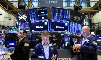 S&P 500 lên đỉnh 5 tháng nhờ cổ phiếu Meta, dầu thô tiếp tục giảm giá