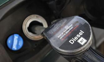 Mặc lệnh cấm mới áp lên Nga, giá diesel ở châu Âu đang giảm sâu