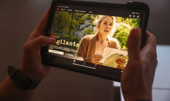 Netflix trông mong gì khi giảm phí đăng ký tại hơn 30 quốc gia?