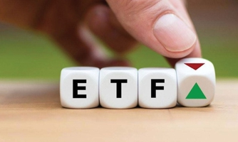 Hai quỹ ETF quy mô gần 1 tỷ USD sắp mua hàng chục triệu cổ phiếu ngân hàng và bất động sản