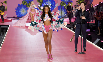 Victoria’s Secret phiên bản mới sẽ ra sao khi chi nhiều tiền hơn cho tiếp thị?