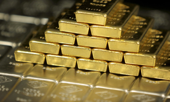 Giữa khủng hoảng ngân hàng, xuất hiện dự báo giá vàng lên 2.600 USD/oz