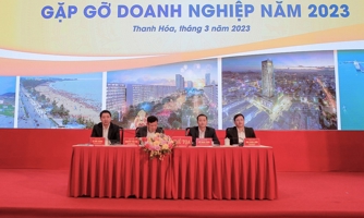 Chủ tịch tỉnh Thanh Hóa lắng nghe doanh nghiệp trải lòng về những khó khăn trong sản xuất, kinh doanh