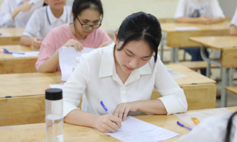 Hà Nội: "Nóng" thông tin tuyển sinh đầu cấp lớp 1, 6, và 10