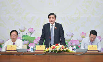 Kỳ họp thứ 5 của Quốc hội: Cho ý kiến, thông qua nhiều dự luật quan trọng và tiến hành công tác nhân sự
