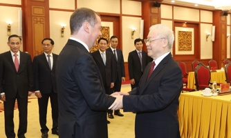 Tổng Bí thư hội đàm với Chủ tịch Đảng "Nước Nga Thống nhất" Dmitry Medvedev