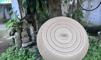Chuyện về chiếc lồng bàn “siêu thủ công” có giá lên tới 30 triệu đồng