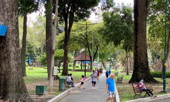 Gần 400 công viên tại TP.HCM không có bãi đậu xe