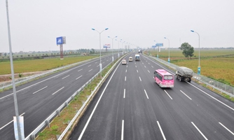 Bán quyền thu phí cao tốc: Doanh nghiệp phải nộp trước 30% vào ngân sách