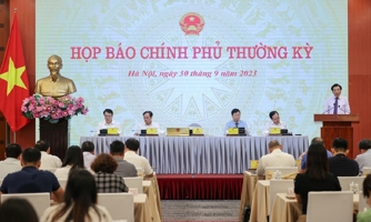 Giải ngân vốn đầu tư công 9 tháng lần đầu tiên vượt mức 50%