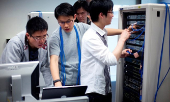 Nhân sự công nghệ thông tin không nằm ngoài làn sóng cắt giảm nhân sự, giảm lương