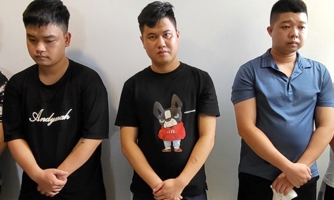 Hơn 20 đối tượng trong đường dây chuyên sản xuất giấy tờ giả "sa lưới"