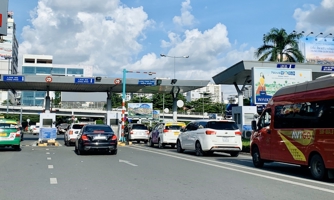 5 sân bay sắp thu phí không dừng với ô tô ra vào