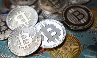 CEO JPMorgan Chase lại đả kích tiền ảo giữa lúc giá bitcoin tăng mạnh