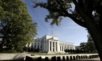Bất đồng trong dự báo khả năng Fed giảm lãi suất trong năm 2024