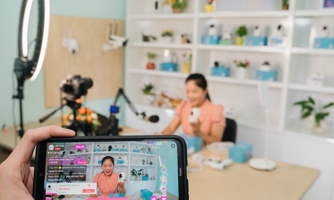 Kiểm soát hàng lậu trên các sàn thương mại điện tử, mạng xã hội dịp Tết Nguyên đán