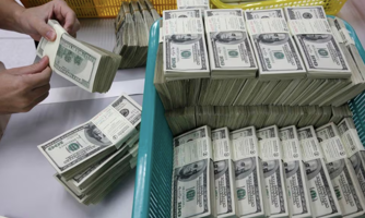 Đồng USD có năm giảm giá mạnh nhất kể từ 2020