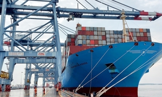 "Ông lớn" hàng hải đối diện sức mua sụt giảm, cạnh tranh khốc liệt năm 2024