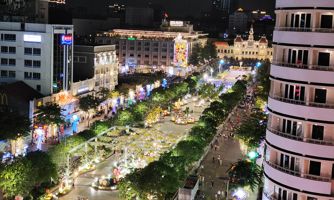 Đến năm 2025, TP.HCM phấn đấu 100% hệ thống chiếu sáng đường phố sử dụng đèn LED 