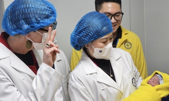 Chào đón những công dân nhí đầu tiên của năm Giáp Thìn