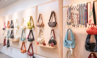Các local brand túi Việt “hot” rần rần trên mạng xã hội