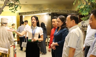 “Bùng nổ” du lịch Điện Biên: Cháy vé máy bay, hết sạch phòng khách sạn