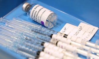 AstraZeneca thu hồi vaccine Covid-19 toàn thế giới, Việt Nam đã dừng tiêm khi nào?