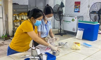 73 công nhân bị ngộ độc thực phẩm: Đã có kết quả kiểm tra ban đầu bếp ăn của công ty