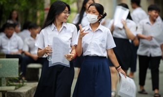 Công bố điểm chuẩn vào lớp 10 của một số trường ở Hà Nội, TPHCM 