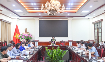 Mở rộng nguồn tuyển, khắc phục tình trạng nơi thừa, nơi thiếu giáo viên
