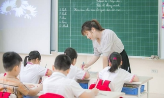 Bộ Nội vụ phản hồi kiến nghị của cử tri về đề xuất bổ sung biên chế giáo viên 