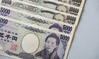 Tỷ giá USD giảm, yên Nhật tăng mạnh do trái chiều triển vọng lãi suất