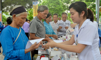 Lên phương án đảm bảo an sinh xã hội cho người dân vùng mưa lũ