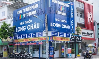 Dẫn đầu về số lượng nhà thuốc 1.796 trên toàn quốc, tổng doanh thu 32.000 tỷ, còn rủi ro nào mà FRT phải lưu ý? 
