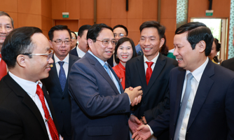Tạo thể chế thông thoáng, hạ tầng thông suốt, quản trị thông minh cho doanh nghiệp phát triển 