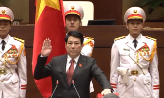 Chủ tịch nước Lương Cường tuyên thệ nhậm chức