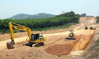 Giải bài toán thiếu cát đắp nền đường dự án cao tốc Đồng bằng sông Cửu Long