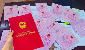 Giao dịch nhà đất, cẩn trọng bị “đánh tráo” sổ đỏ