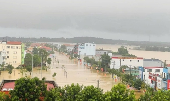 Hình ảnh "rốn lũ" Quảng Bình trong biển nước