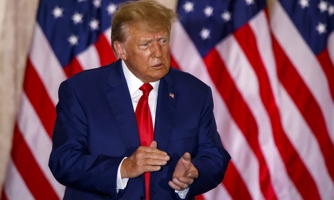 Tài sản của ông Trump sụt 2,4 tỷ USD ngay trước bầu cử