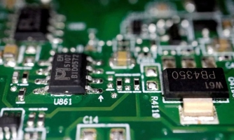 Reuters: Các công ty nước ngoài đang mở rộng kiểm thử và đóng gói chip tại Việt Nam
