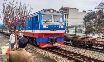 Hà Nội sẽ hỗ trợ vé tàu xe cho 5.000 công nhân về quê đón Tết 
