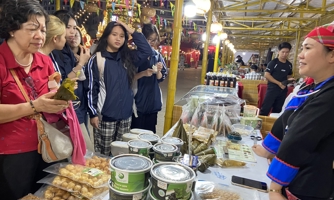 Đầu ra cho sản phẩm miền núi, hải đảo vẫn hẹp