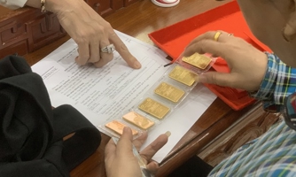 Giá vàng trong nước bất ngờ giảm nửa triệu đồng mỗi lượng