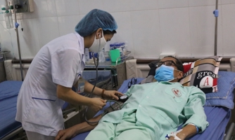 Bổ sung danh mục thuốc bảo hiểm y tế để giảm chi tiền túi cho người dân